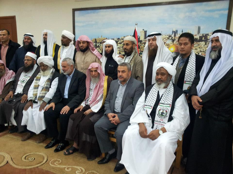 Alumni dan Dosen STIBA Makassar Khutbah di Gaza