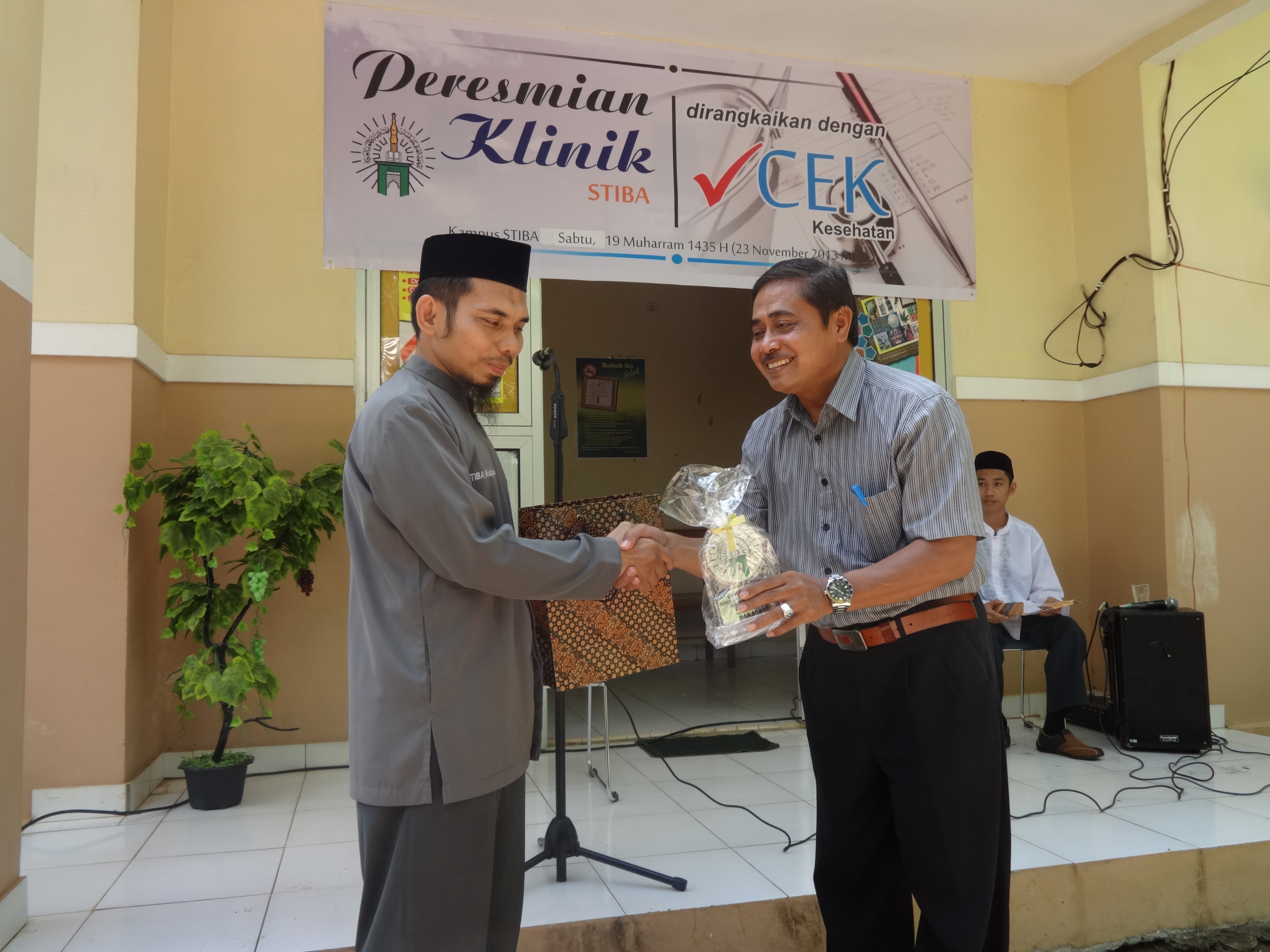 Dinas Kesehatan Kab. Maros Resmikan Klinik STIBA