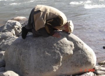 Shalat Tak Diterima, Ini Penyebabnya