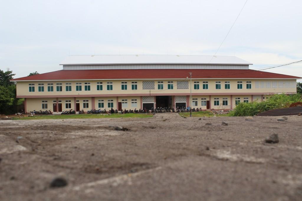 Syaikhah Aminah Bawakan Kuliah Umum di STIBA Putri