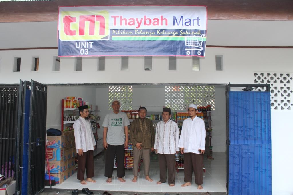 Camat Manggala Resmikan Thaybah Mart 03