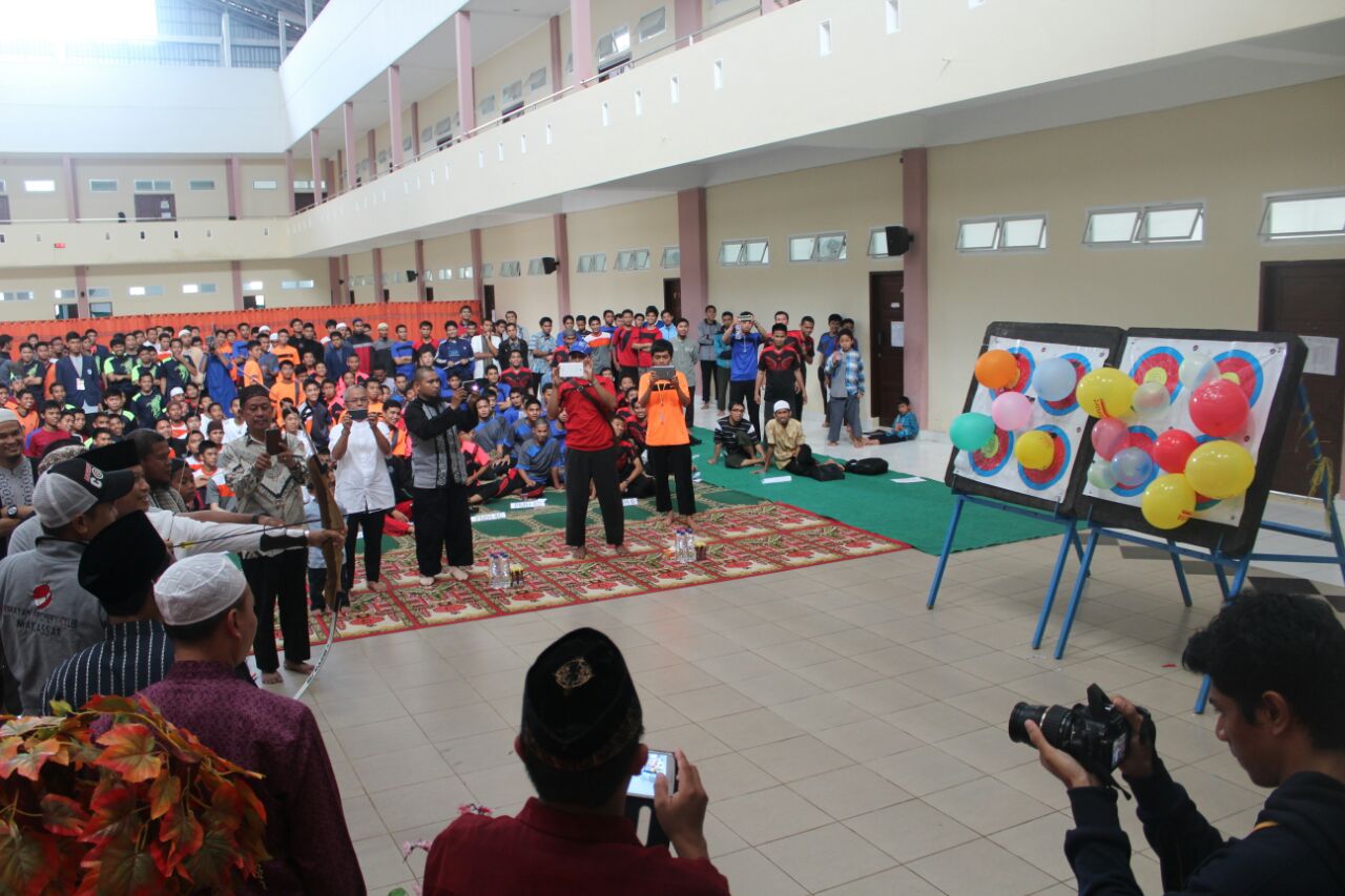 Kabag. Kesra Pemkot Makassar Buka PORSANI XI