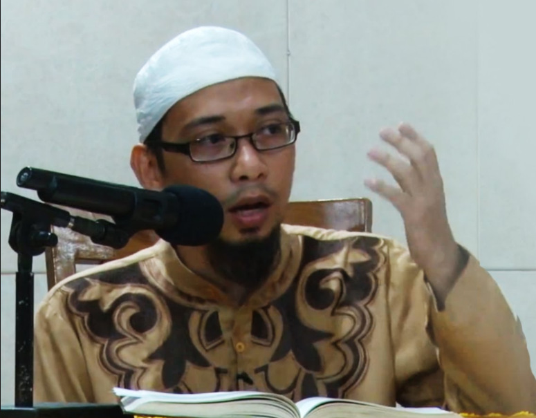 Ustadz Ihsan Raih Gelar Doktor