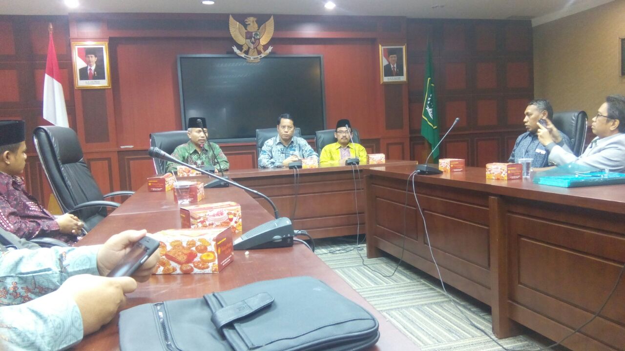 Keputusan Dirjen Pendis,  Sarjana Hukum Gelar Alumni STIBA