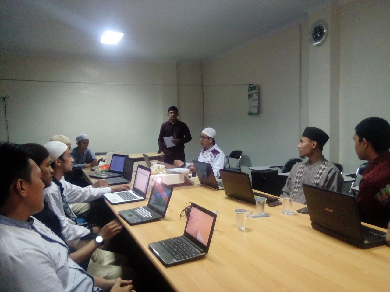 DEMA STIBA Makassar Adakan Pelatihan untuk para Sekretaris UKM