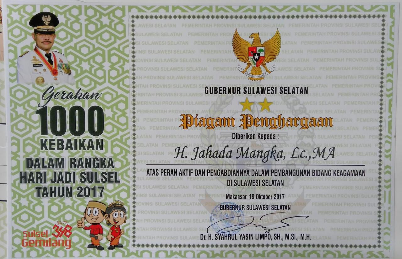 Gubernur Sulsel Beri Penghargaan 26 Dosen STIBA Makassar