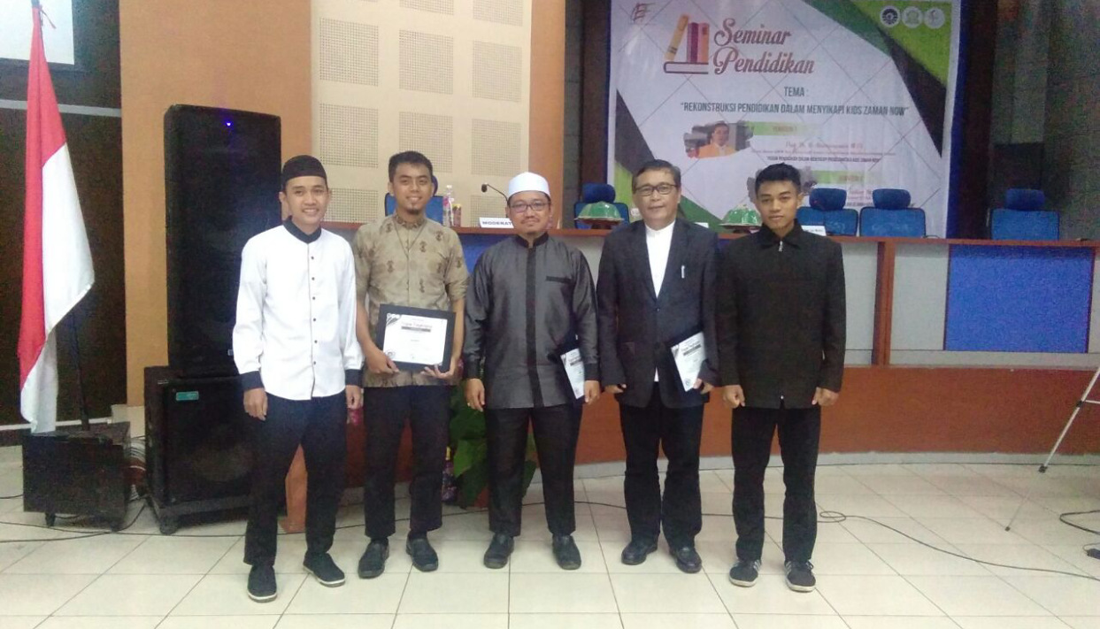Ustadz Fadlan Akbar Ungkap Peran Pendidikan Dalam Sejarah Kebangkitan Generasi Islam