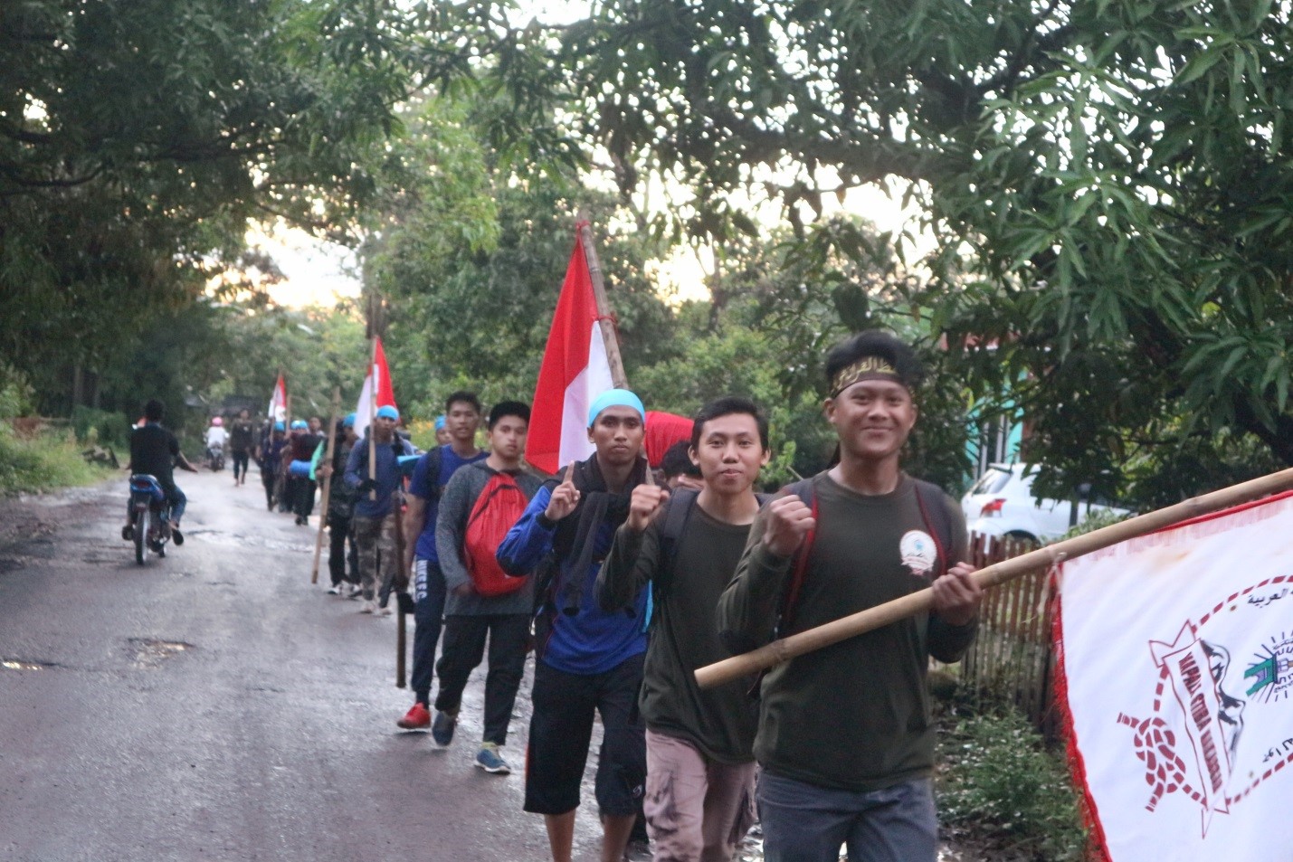 Mapala Adakan Longmarch dan Mukhayyam Tarbawi Dirangkaikan dengan Penyerahan Pakaian Dinas Lapangan (PDL)