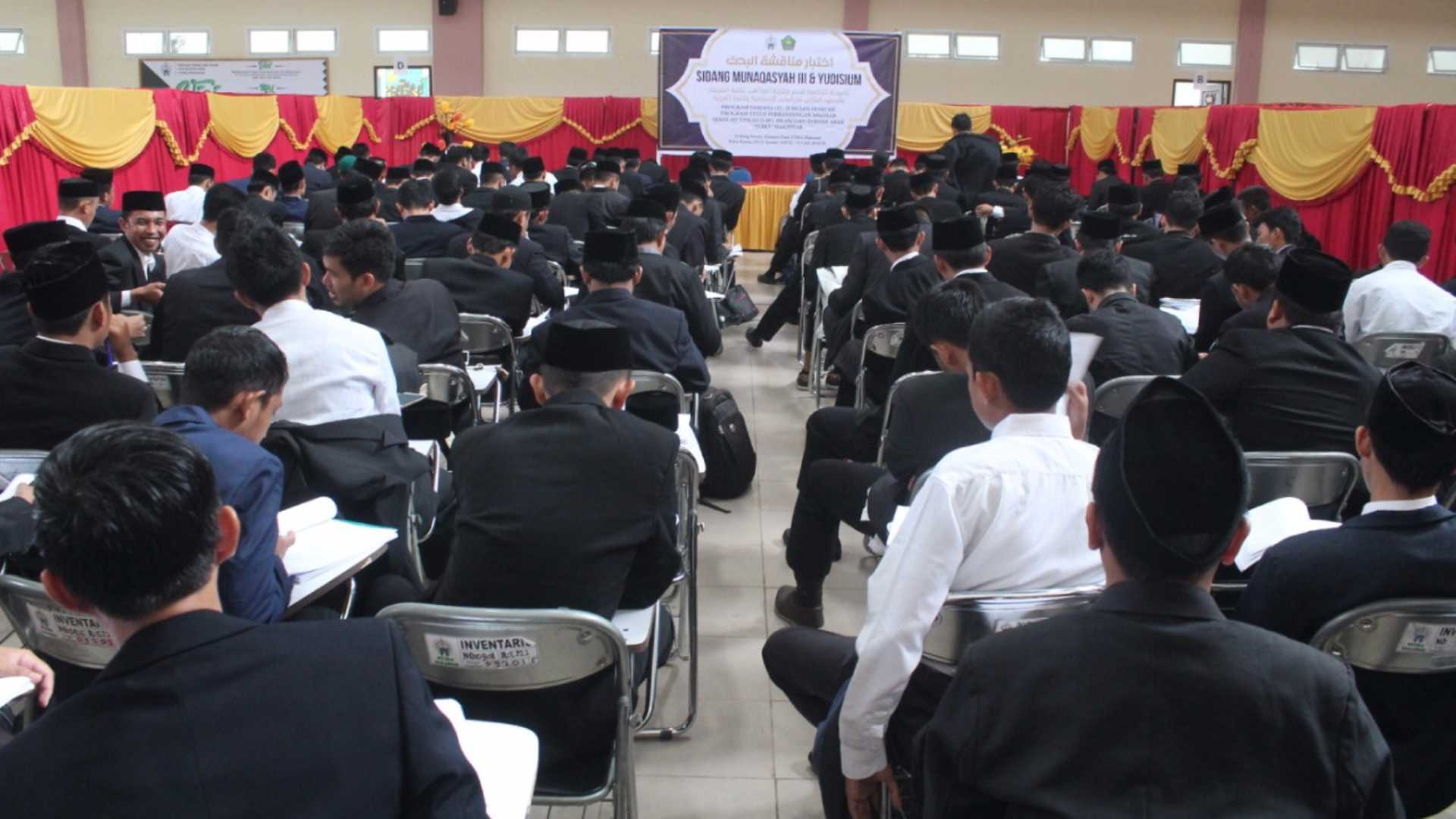 Ratusan Mahasiswa STIBA Ikuti Ujian Munaqasyah III
