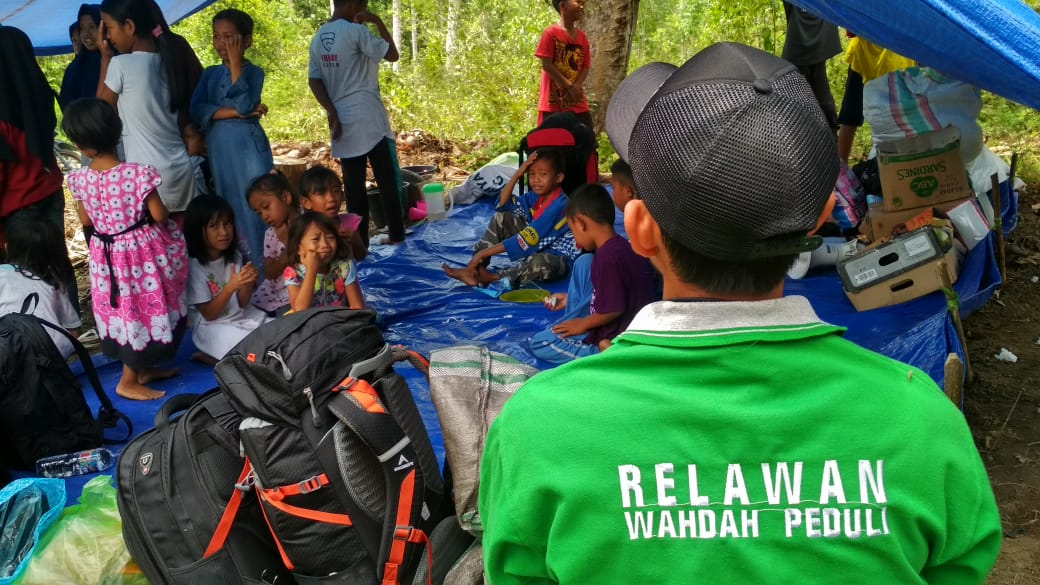Haru, Tangisan Anak-anak Pengungsi Antar Kepulangan Relawan STIBA