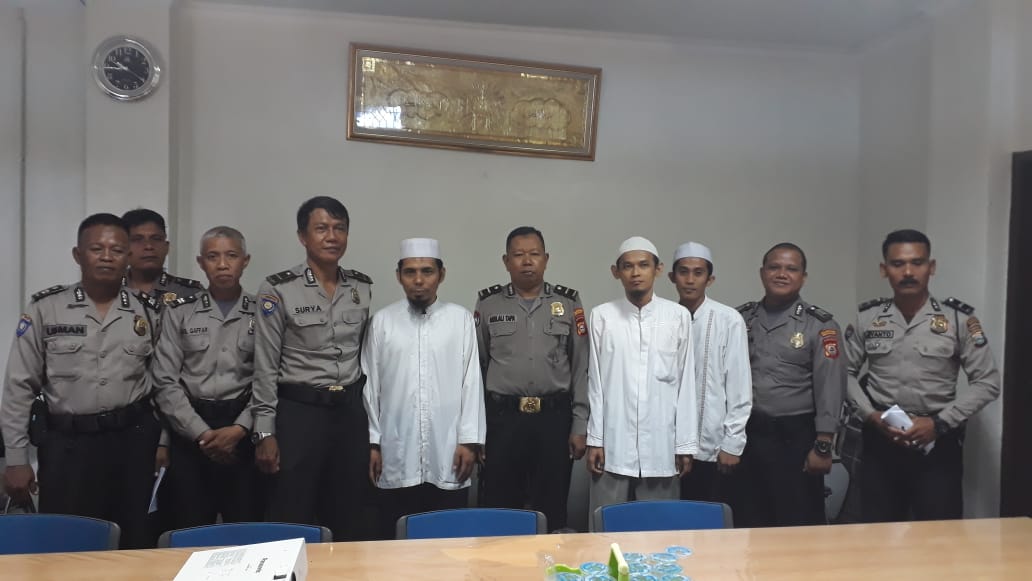 Silaturahmi ke STIBA, Polrestabes Makassar Tegaskan Cinta Sunah Nabi