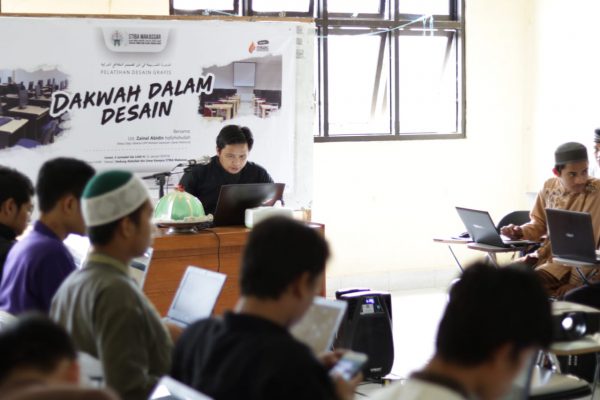 Krisis Graphic Designer, Infokom DEMA STIBA Adakan Pelatihan Desain