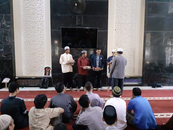 Pengurus Asrama Beri Penghargaan Kamar Terbersih dan Penghuni Asrama Teladan