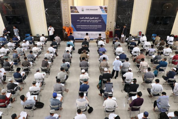 Sebanyak 956 Orang Berebut Kursi Mahasiswa di STIBA Makassar