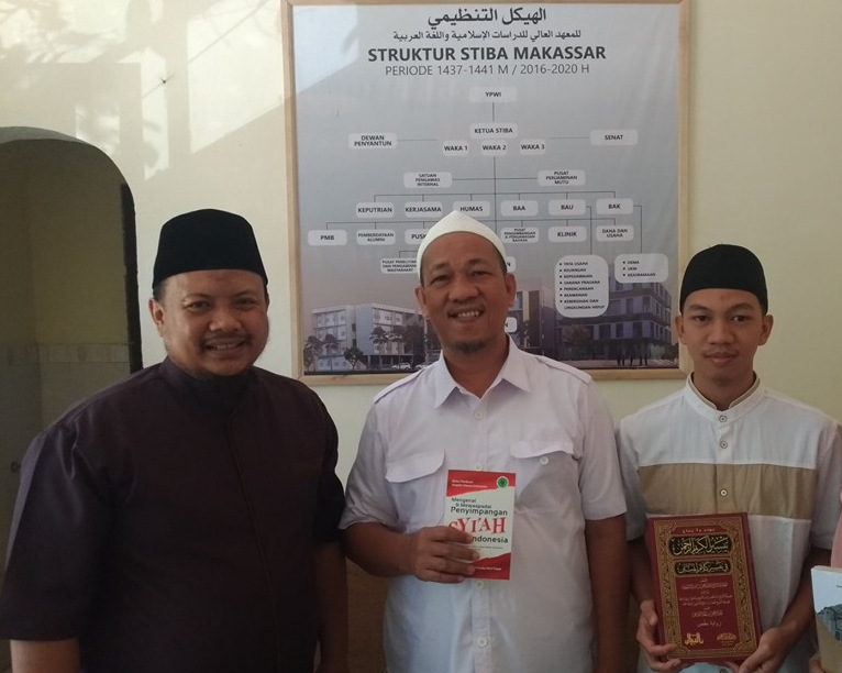 Dokter Ini Dampingi Putranya Pamit dari STIBA Makassar