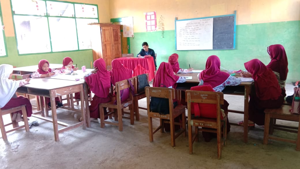 Kegiatan Padat Pagi Hingga Malam, Mahasiswa KKN Desa Bilanrengi Hanya Berharap Pahala dari Allah