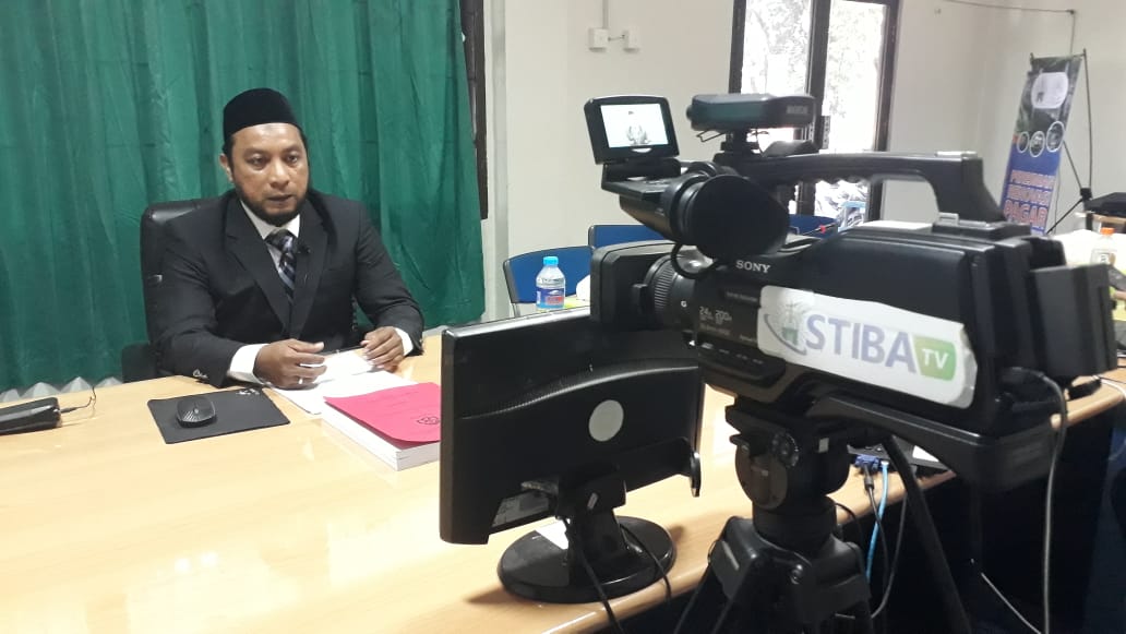 Disertasinya tentang Politik Muhammadiyah, Sekretaris Senat STIBA Lulus  Berpredikat Cumlaude