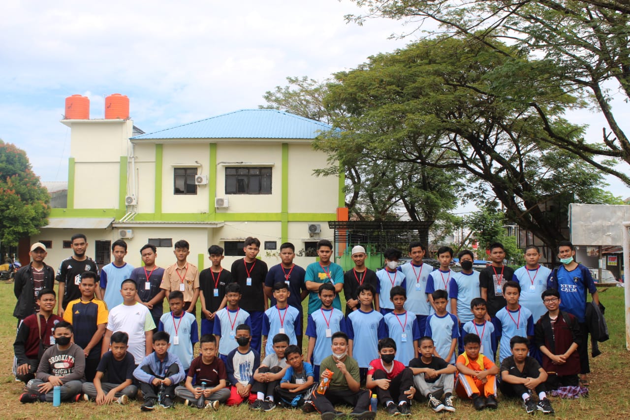 Dema STIBA Makassar Jadi Pendamping dan Pemateri Kegiatan MPLS SMP IT Al-Insyirah