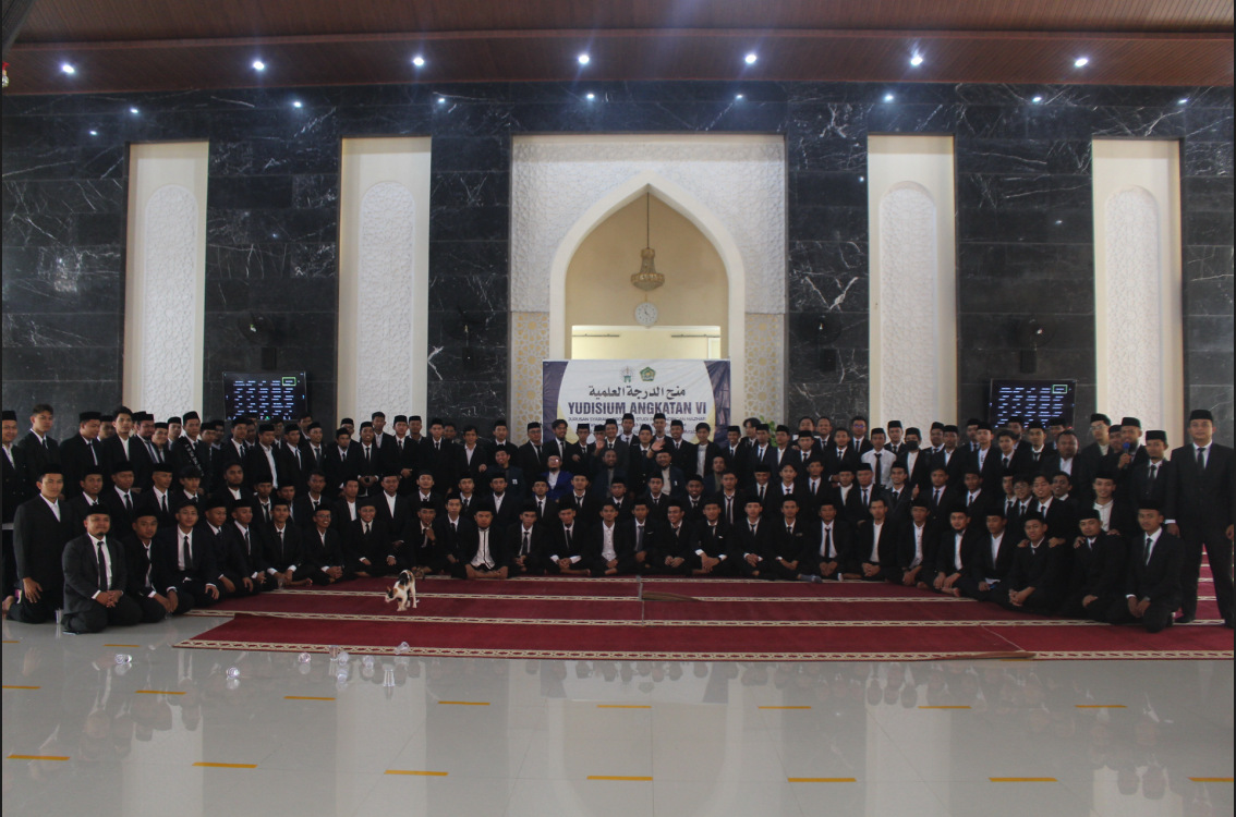 Sukses Lalui Munaqasyah Skripsi, 275 Mahasiswa STIBA Ikuti Yudisium VI