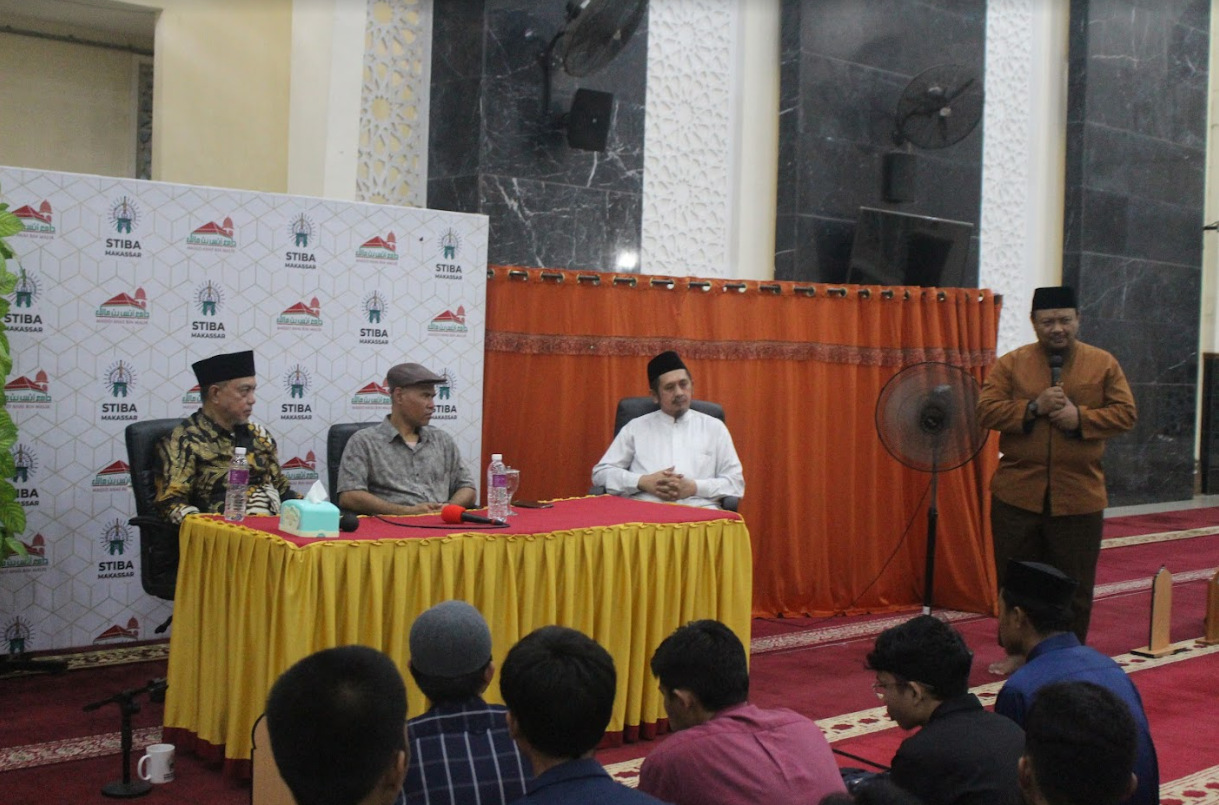 Bawakan Kuliah Politik Islam di STIBA Makassar, Tony Rasyid Beber Strategi Lahirkan Pemimpin Berintegritas