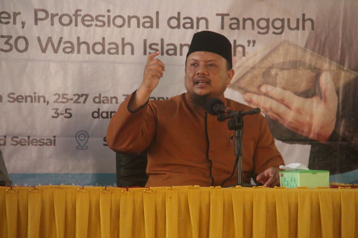 Sending Its Students to Participate in the Community Service Program (KKN), STIBA Makassar’s Chairman Provided Four Advice