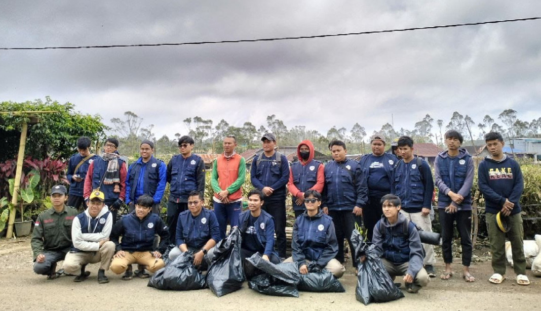 Mahasiswa KKN VI STIBA Makassar Gelar Bakti Sosial di Posko Pattapang