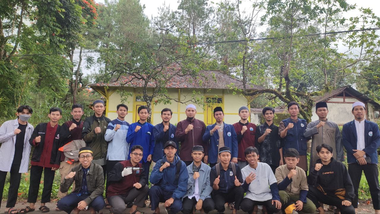 Dukung Kesehatan Masyarakat Pedesaan, Mahasiswa KKN STIBA Makassar Gelar Bekam dan Rukiah Massal di Malino