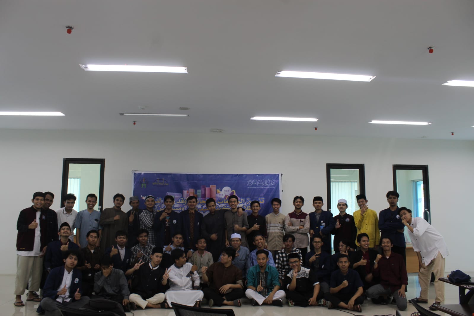 STIBA Makassar Enhances Student Organization Skills Through Event Committee Training