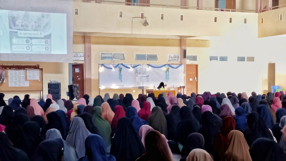 Promote the Entrepreneurial Spirit of Female Students, Keputrian Dema STIBA Makassar Holds Entrepreneurship Seminar