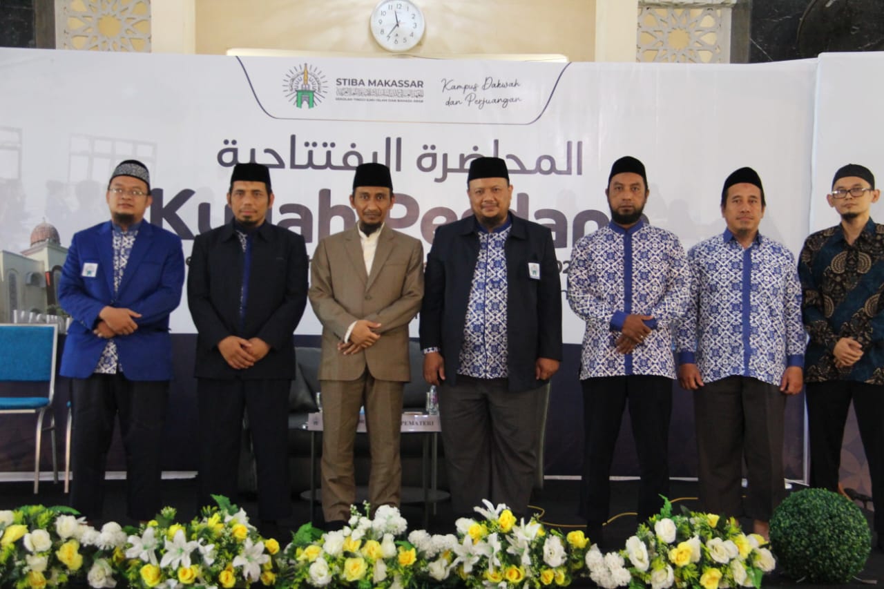 STIBA Makassar’s Inaugural Lecture Focuses on Student Character Education