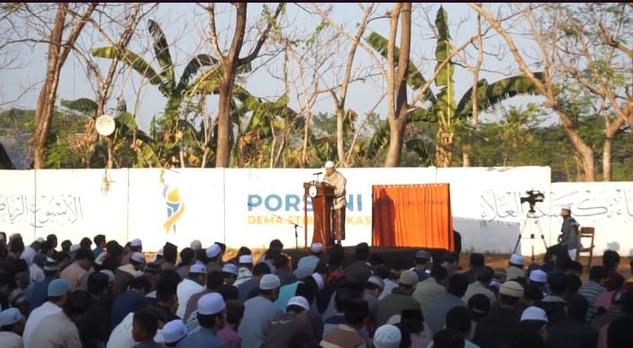 Drought Strikes, STIBA Makassar Holds Istisqa Prayer