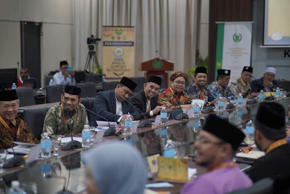 Bagikan Pengalaman dari  Konferensi Ilmuan Nusantara di Malaysia, Ustaz Yusran Anshar Ungkap Inisiatif Perlis Satukan Ahlusunah Waljamaah