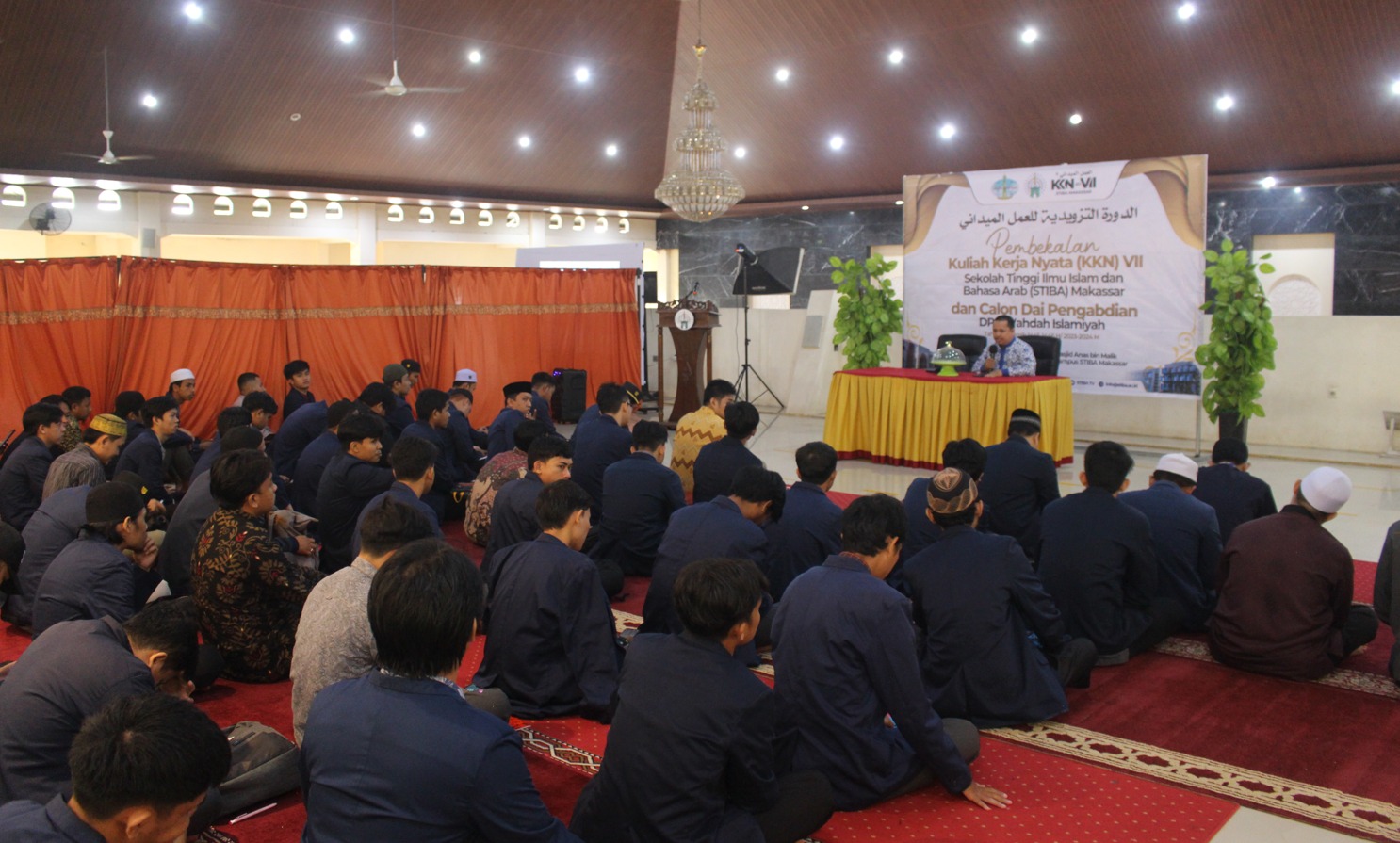 Ahead of Departure to KKN Locations, 289 Students Receive Preparation Materials