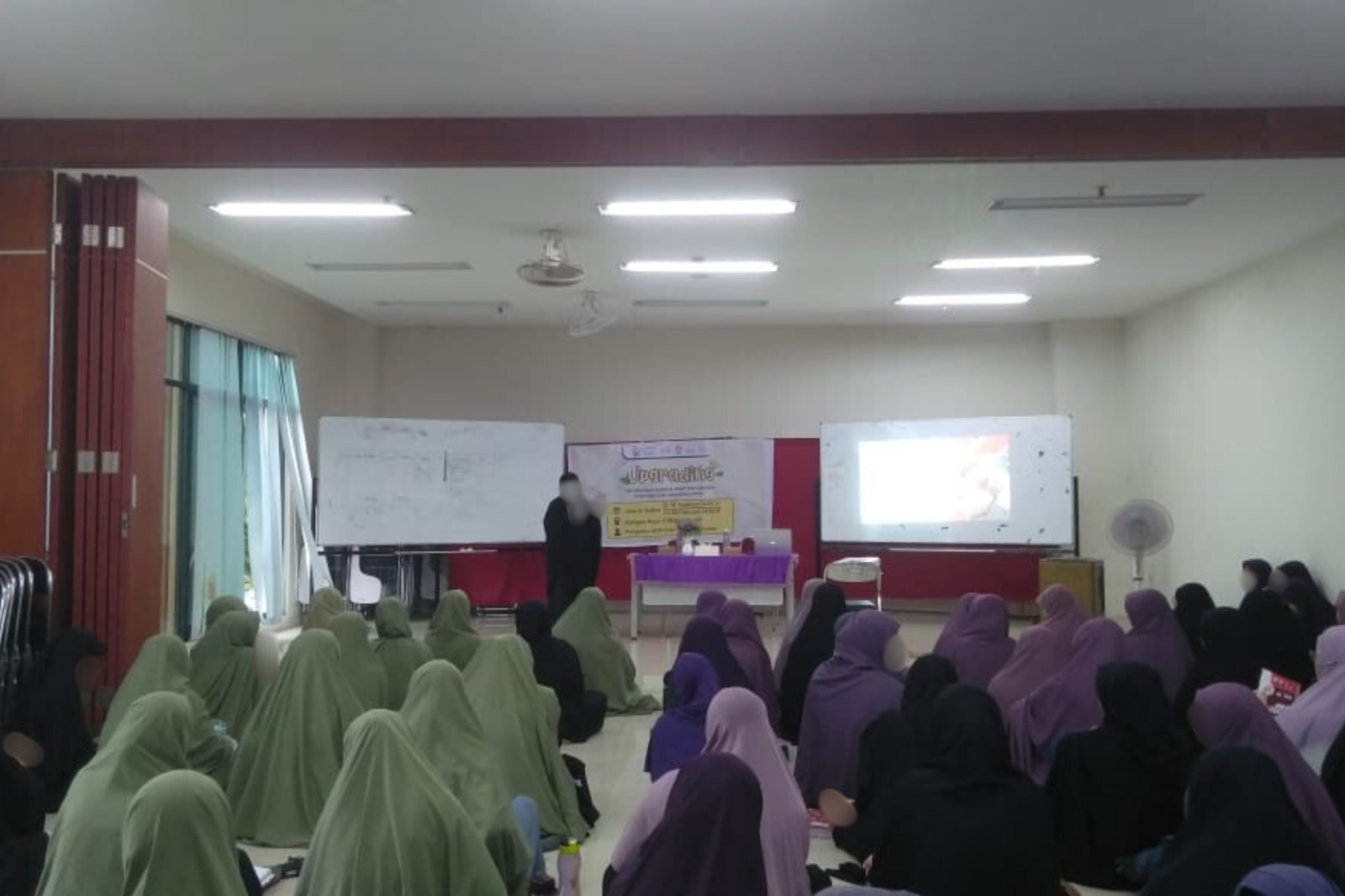Perkuat Mental Dakwah, Upgrading UKM dan UKK Putri STIBA Makassar Bahas Tantangan Kepengurusan
