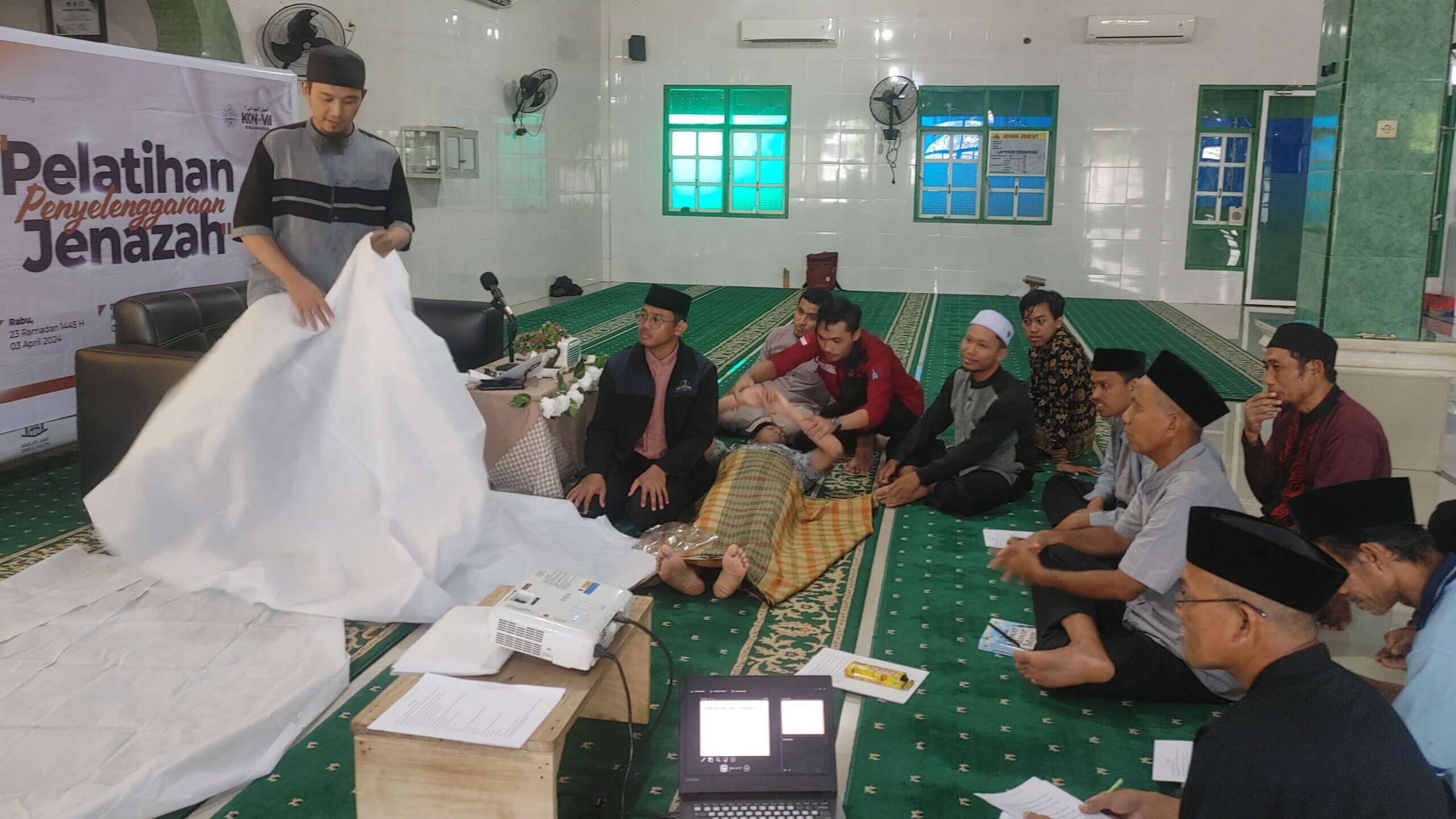 Hasil Pelatihan Mahasiswa KKN STIBA Makassar, Masyarakat Desa Lekopancing Siap Selenggarakan Jenazah Sesuai Syariat