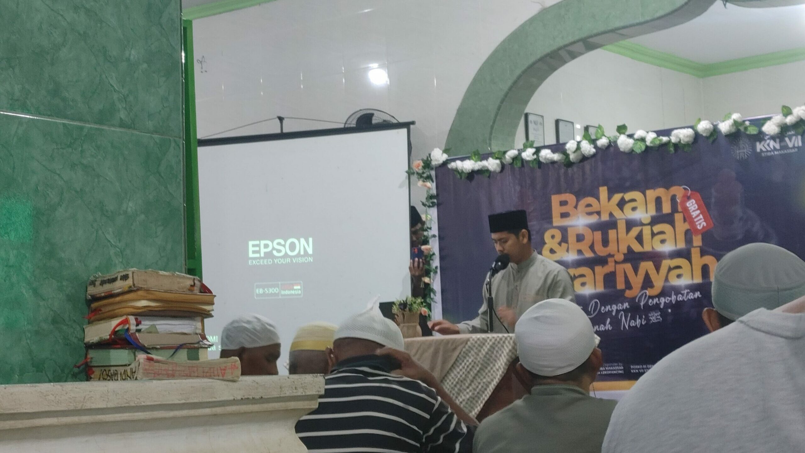 Ruqyah Syar’iyyah dan Bekam Jadi Fokus Penyuluhan KKN STIBA di Lekopancing