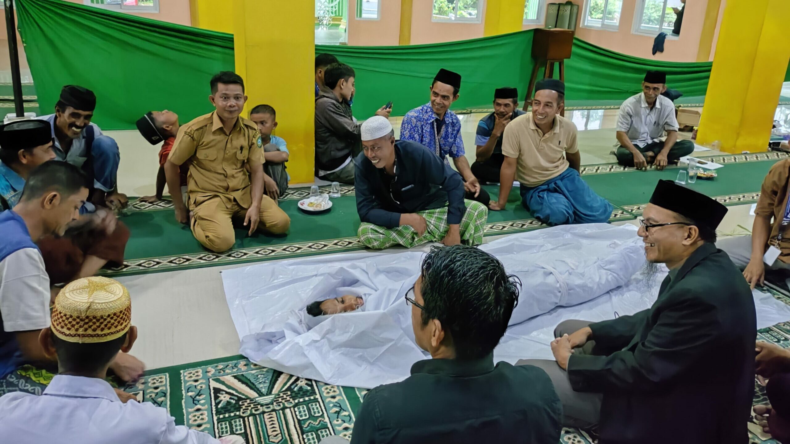 Mahasiswa KKN STIBA Adakan Pelatihan Penyelenggaraan Jenazah di Desa Toddopulia, Bentuk Tim Penyelenggara Jenazah