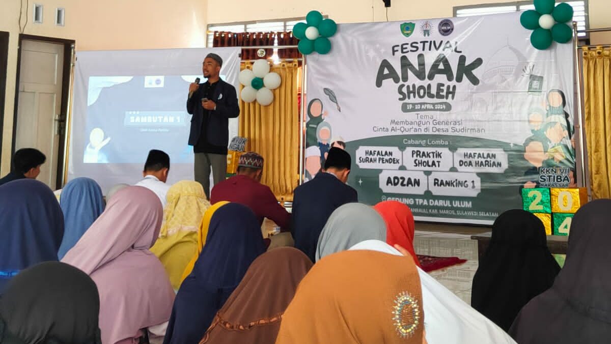 Mahasiswa KKN STIBA Makassar dan Masyarakat Desa Sudirman Sukseskan Festival Anak Saleh demi Generasi Cinta Al-Qur’an