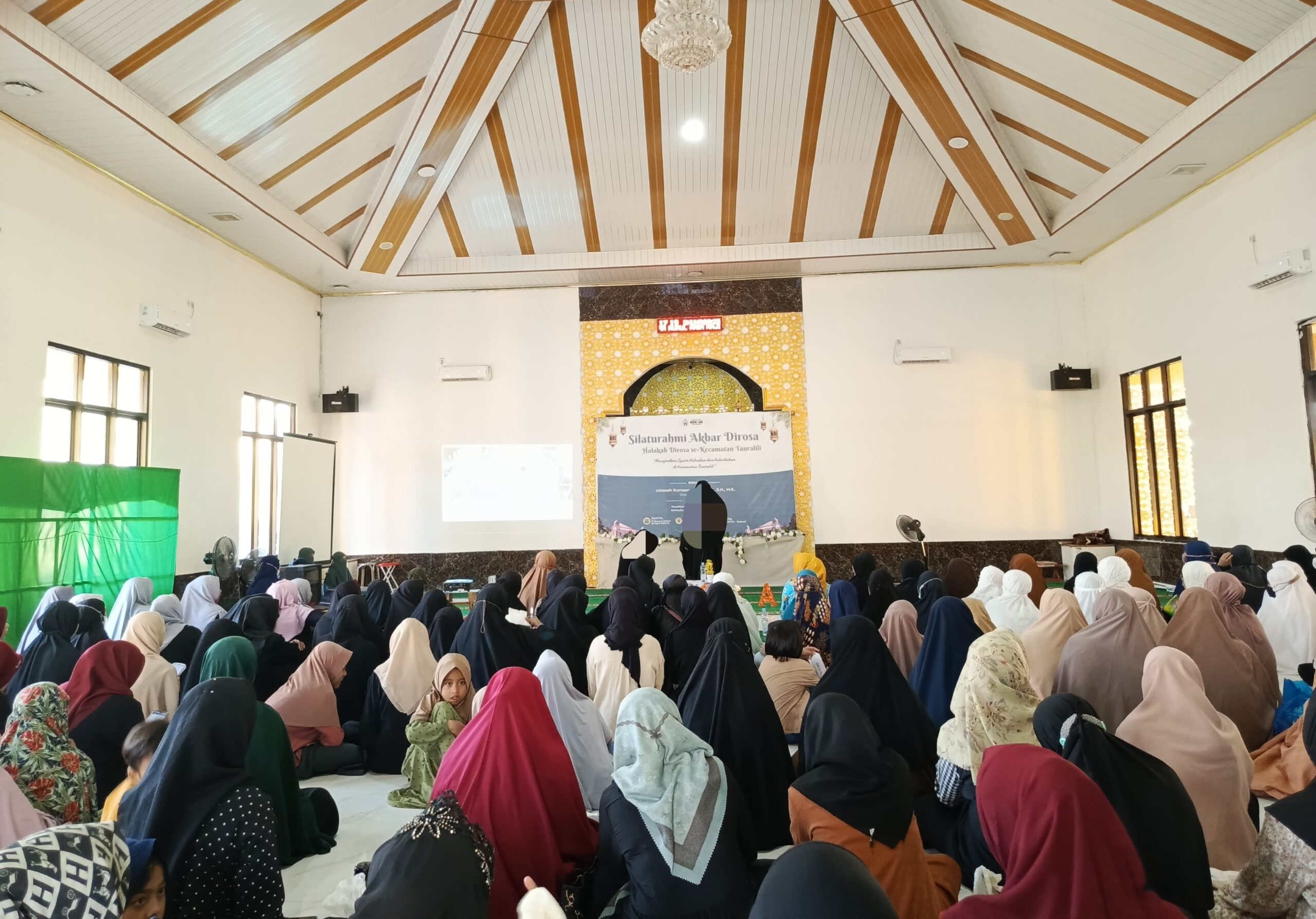 STIBA Makassar KKN Students’ Legacy: 545 “Dirosa” Halakah Participants Handed Over to Tanralili Muslimah Wahdah Branch (MWC)