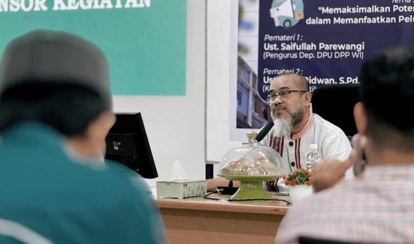 Seminar Kewirausahaan Dema STIBA Makassar: Pupuk Jiwa Entrepreneur di Kalangan Pengurus Lembaga Kemahasiswaan