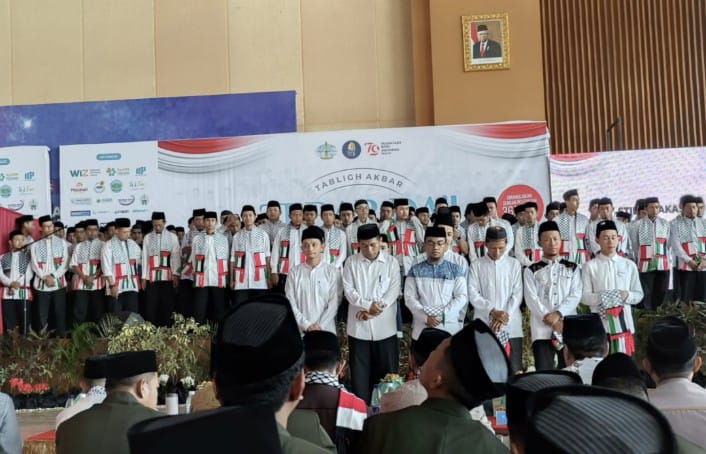 Semangat Kemerdekaan, Pelepasan 314 Alumni STIBA Makassar dan 9 Alumni PKU untuk Dakwah Nusantara