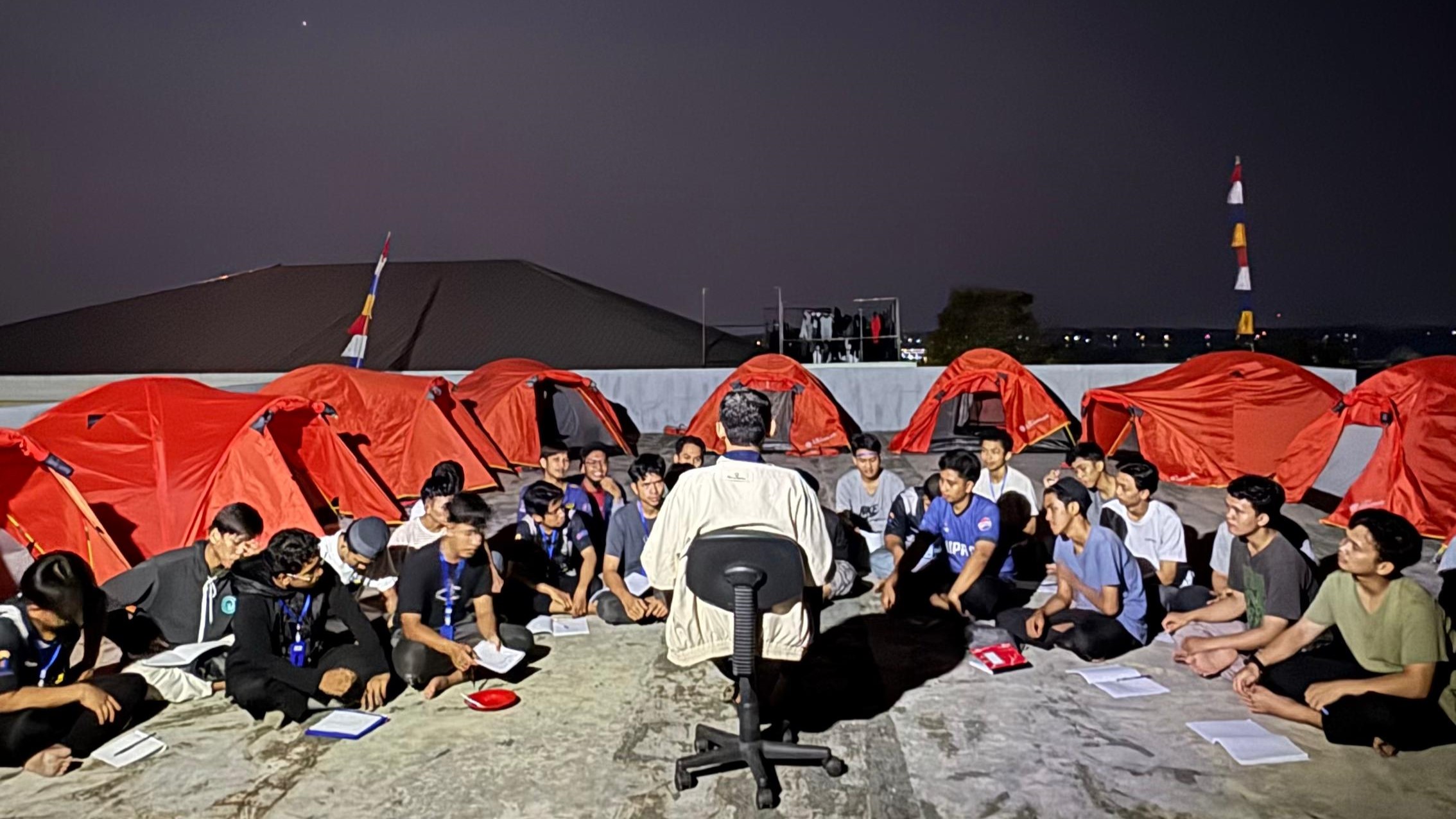 Membangun Pemimpin Masa Depan: Siapa yang Layak di Dema STIBA Makassar?