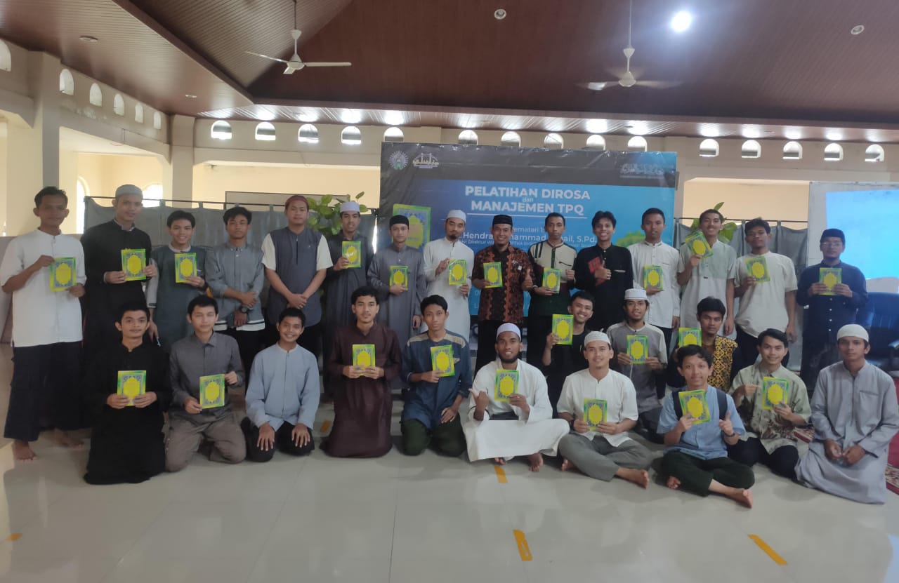 Upgrade Skill! Dema STIBA Makassar Gelar Pelatihan Dirosa dan Manajemen TPQ untuk Mahasiswa