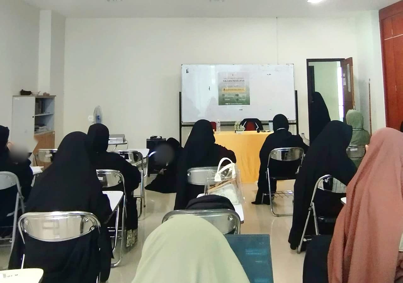 UKM Jurnalistik Putri Hadirkan Kajian Pengurus demi Semangat dan Keikhlasan di Akhir Amanah