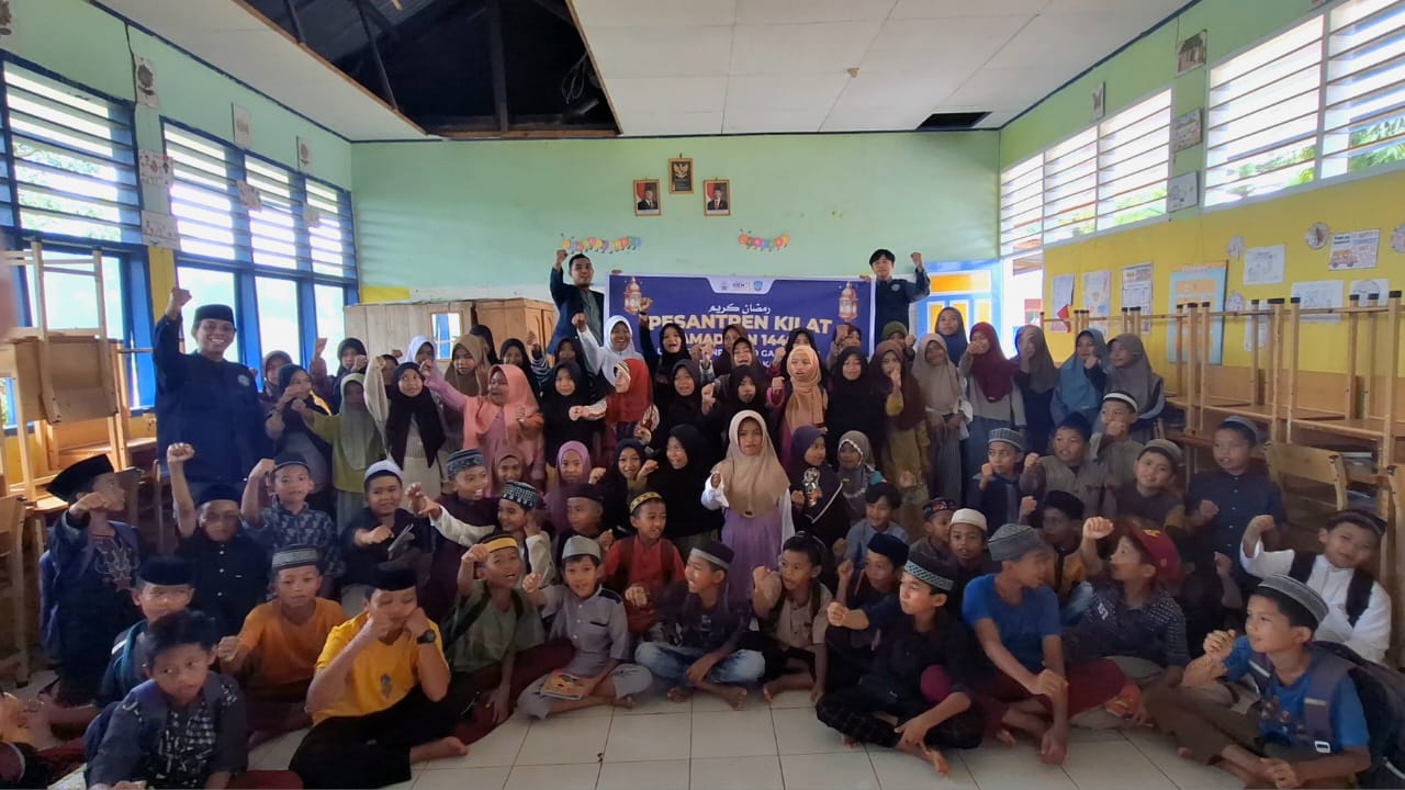 Belajar, Bermain, dan Berbagi: Keseruan Pesantren Kilat KKN STIBA di Desa Bontomatinggi