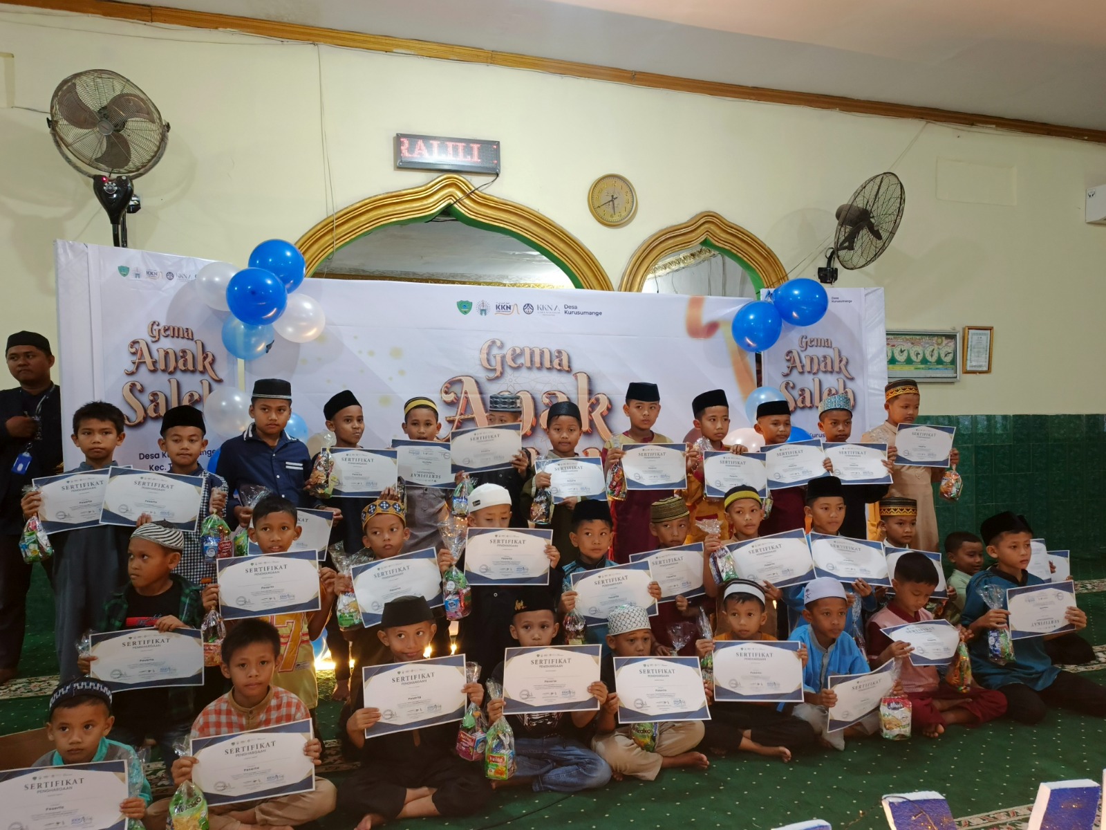 KKN STIBA Selalu Bawa Perubahan, Kepala Desa Kurusumange: Saya Ingin Anak-Anak di Sini Jadi Mahasiswa STIBA Juga