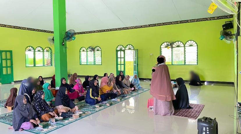 Taklim Muslimah Spesial di Desa Damai: Berbagi Ilmu, Menyebar Keharuan