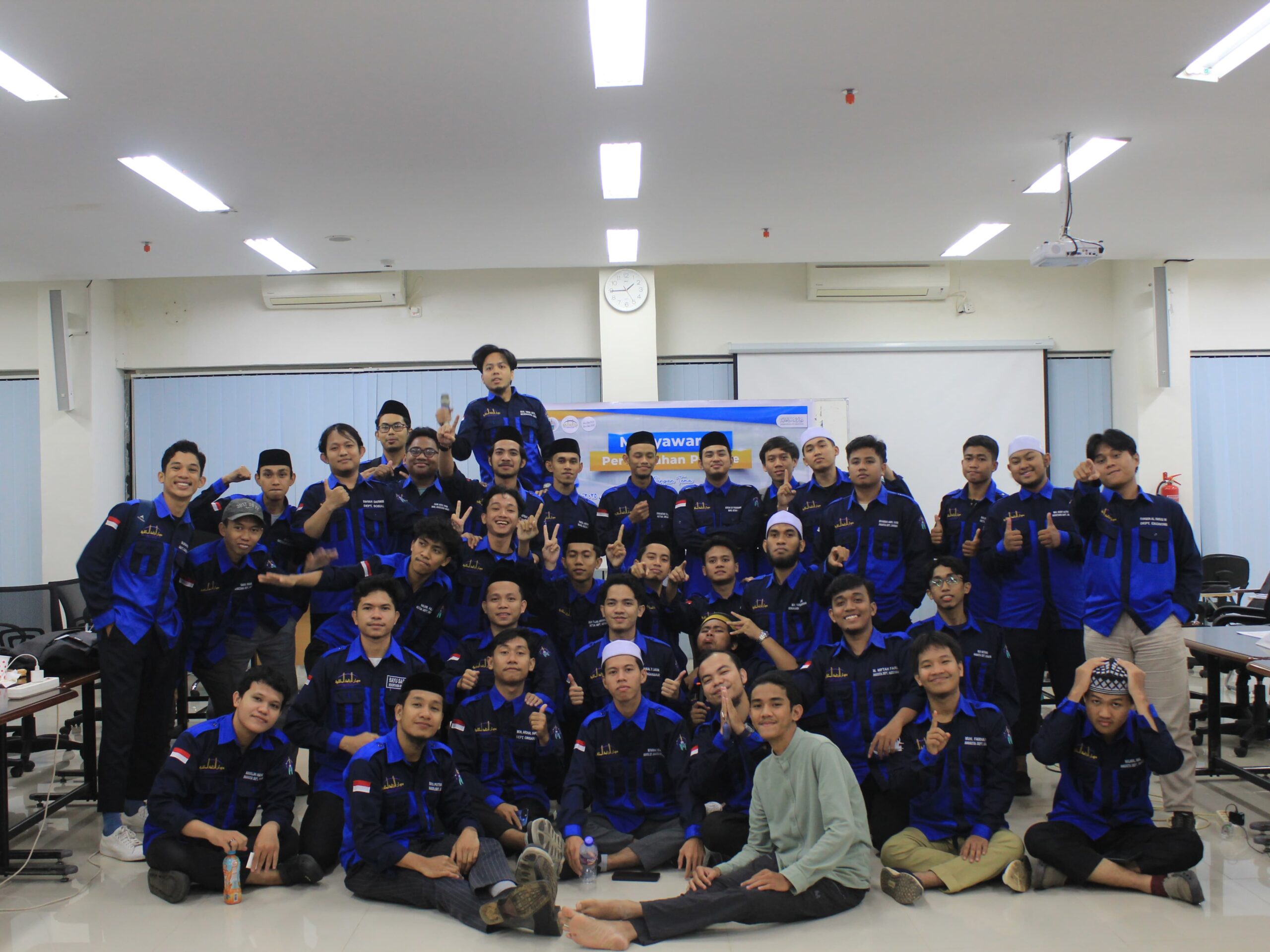 Dema IAI STIBA Makassar Bahas Laporan dan Langkah Strategis di Musyawarah Pertengahan Periode