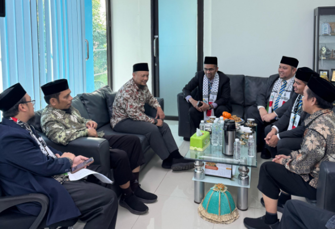 Delegasi UniSIRAJ Malaysia Kunjungi STIBA Makassar, Bahas Penguatan Dakwah dan Bahasa Arab di Kawasan ASEAN