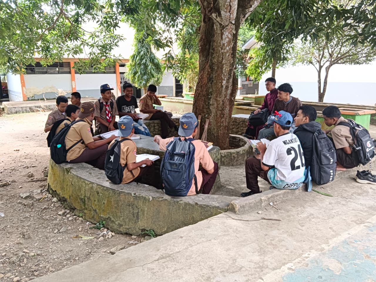 Mahasiswa IAI STIBA Makassar Garap Misi Mulia: Berantas Buta Aksara Al-Qur’an di SMAN 9 Palakka Bone